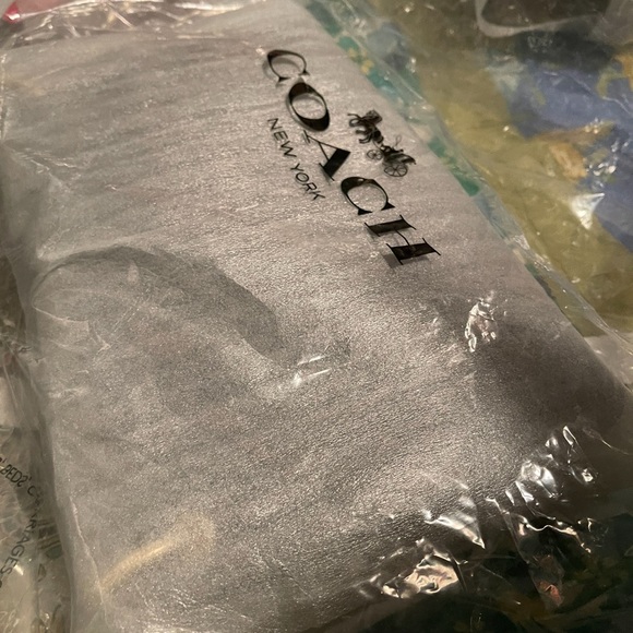 Purse - Picture 6 of 6